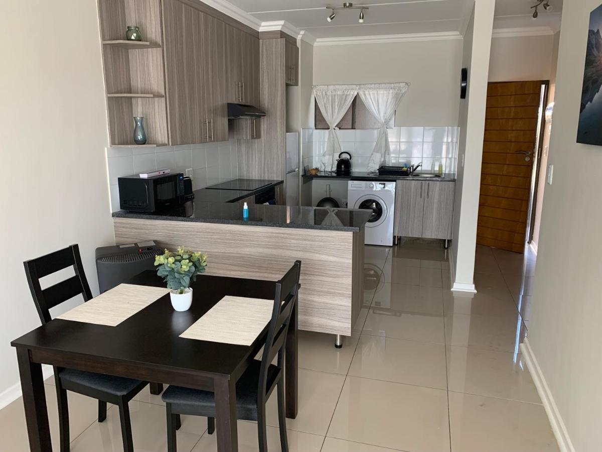 Or Tambo Self Catering Apartments, The Willows บ็อคสเบิร์ก ภายนอก รูปภาพ