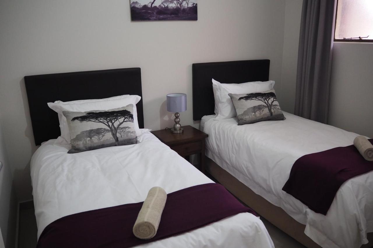 Or Tambo Self Catering Apartments, The Willows บ็อคสเบิร์ก ภายนอก รูปภาพ