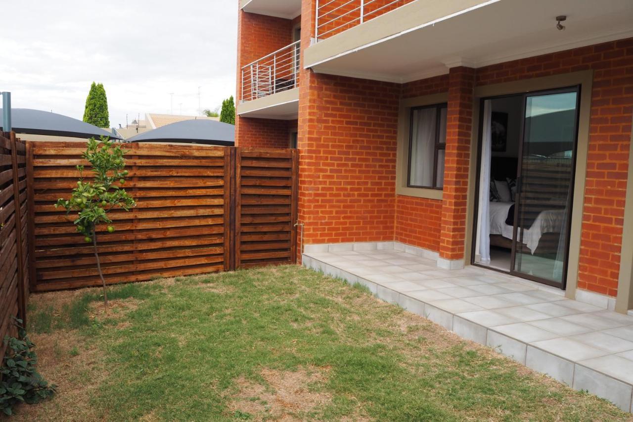 Or Tambo Self Catering Apartments, The Willows บ็อคสเบิร์ก ภายนอก รูปภาพ