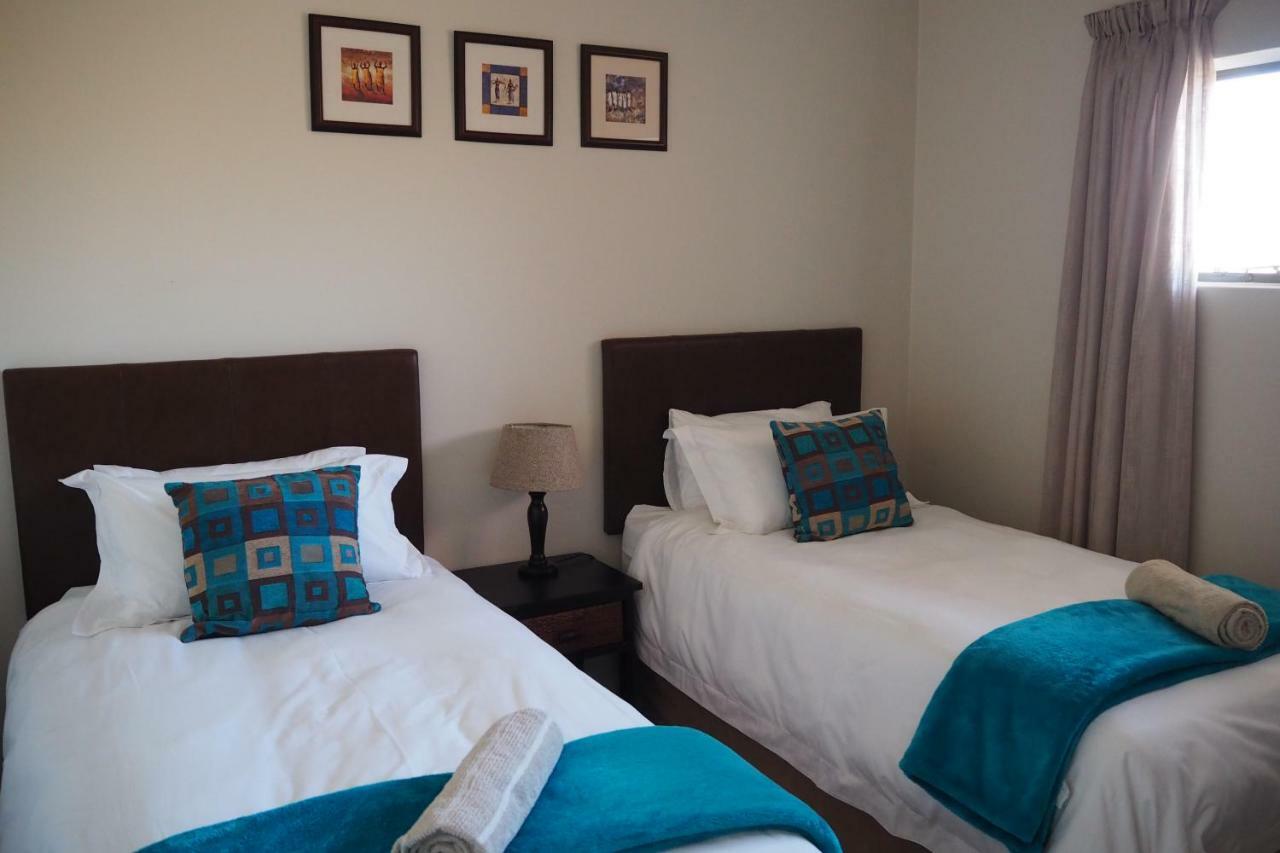 Or Tambo Self Catering Apartments, The Willows บ็อคสเบิร์ก ภายนอก รูปภาพ