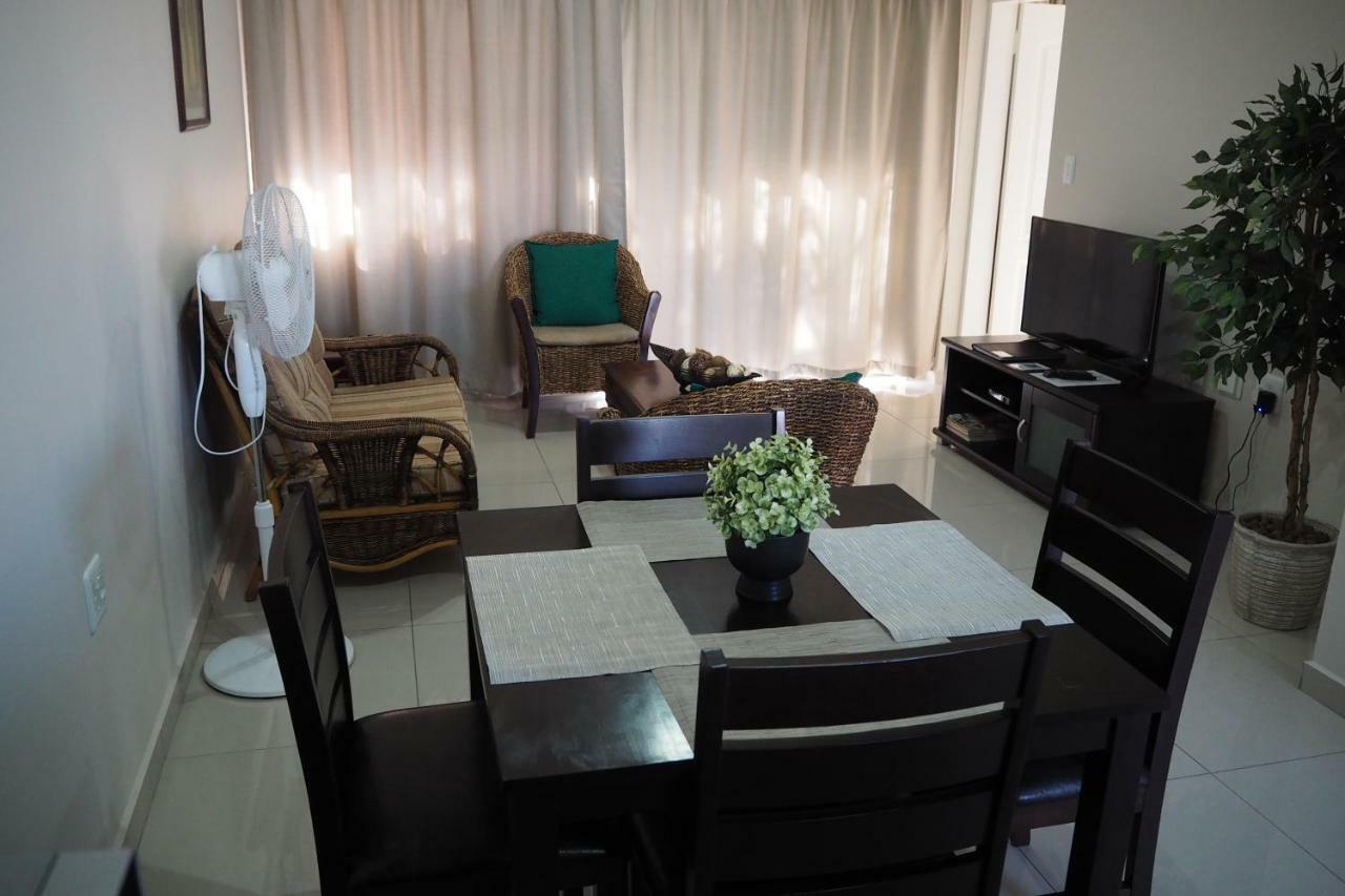 Or Tambo Self Catering Apartments, The Willows บ็อคสเบิร์ก ภายนอก รูปภาพ