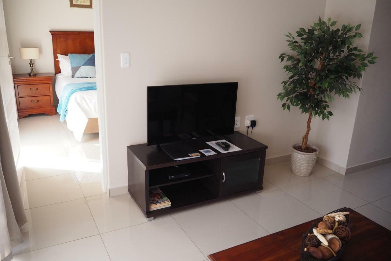 Or Tambo Self Catering Apartments, The Willows บ็อคสเบิร์ก ภายนอก รูปภาพ