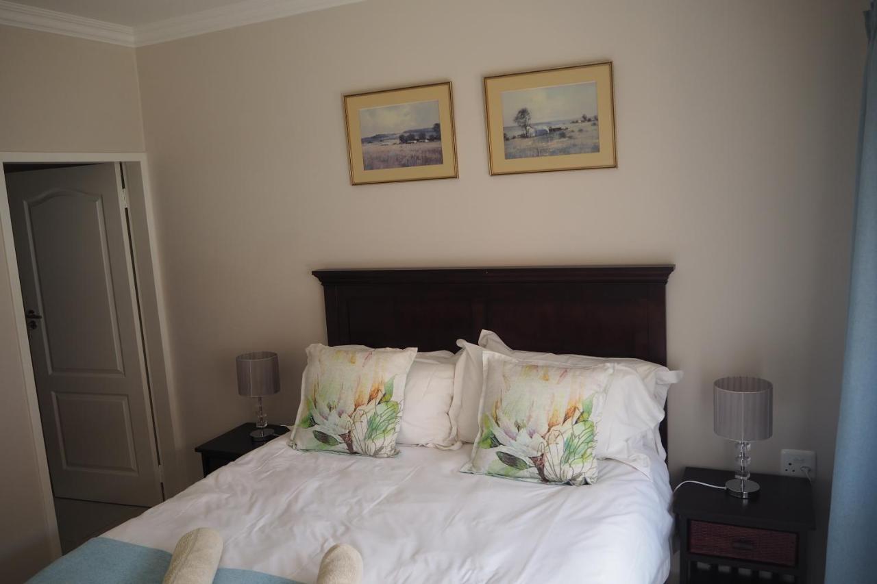 Or Tambo Self Catering Apartments, The Willows บ็อคสเบิร์ก ภายนอก รูปภาพ