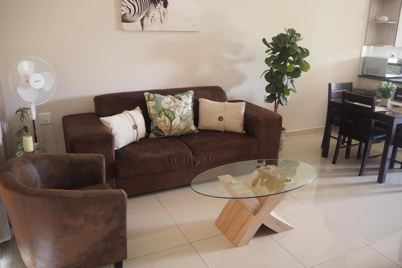 Or Tambo Self Catering Apartments, The Willows บ็อคสเบิร์ก ภายนอก รูปภาพ