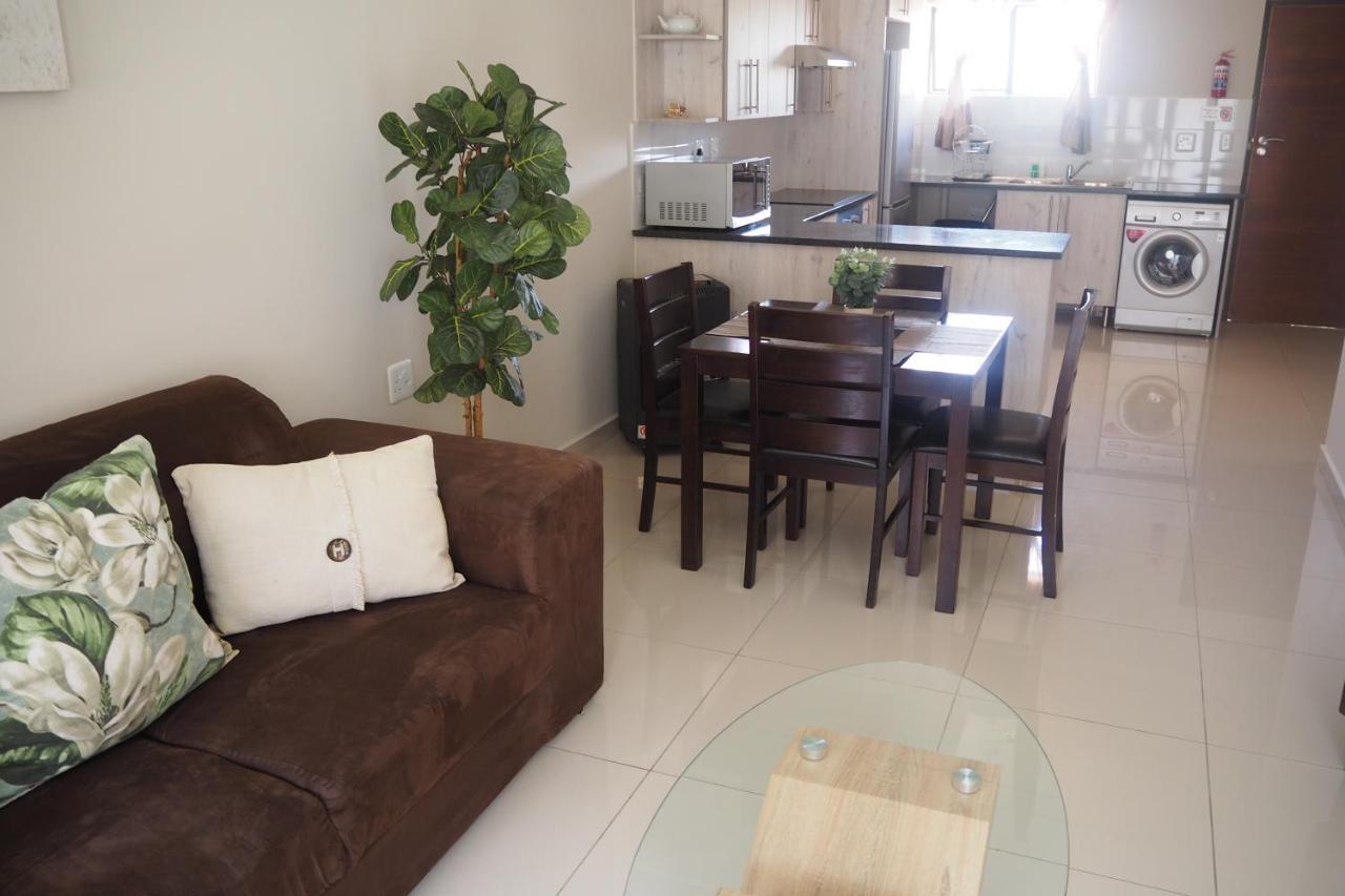 Or Tambo Self Catering Apartments, The Willows บ็อคสเบิร์ก ภายนอก รูปภาพ